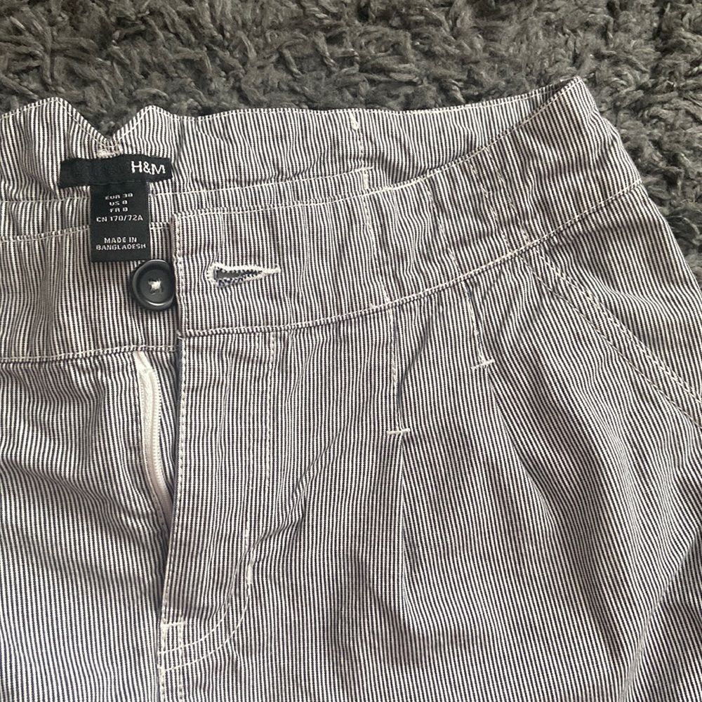 H&M Black and White Stripped Skirt with Adjustable Waistline
